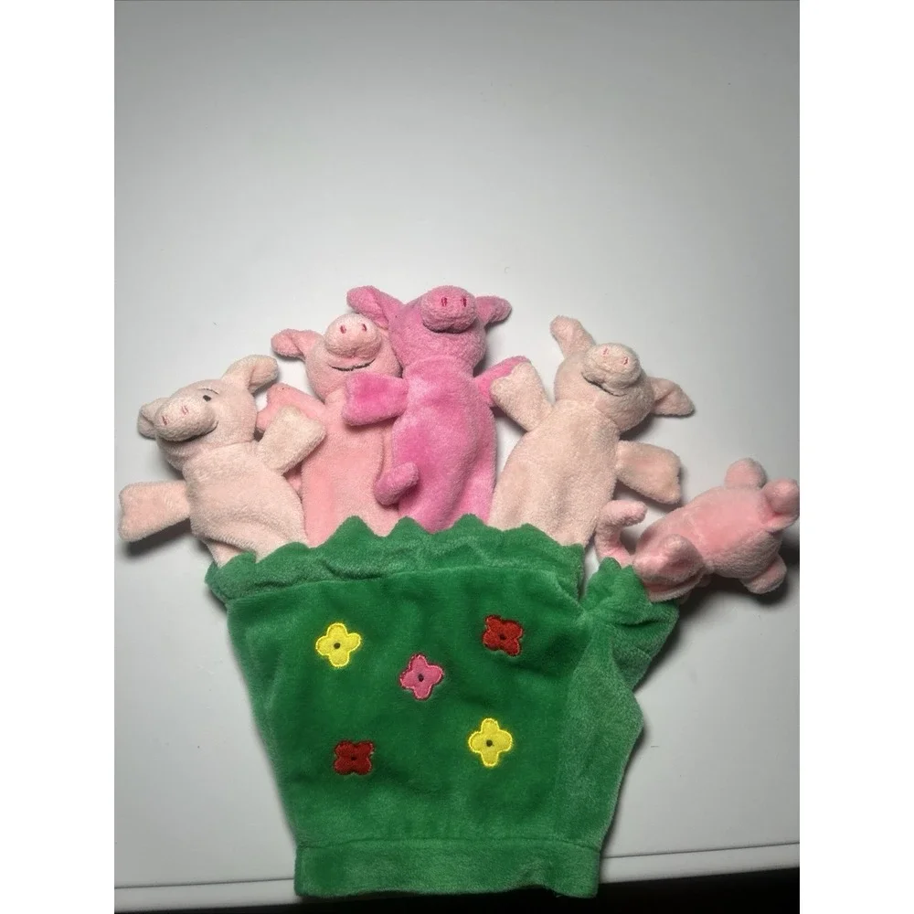 Little Scholastic This Little Piggy Puppet Book Piggies Learning Glove Book